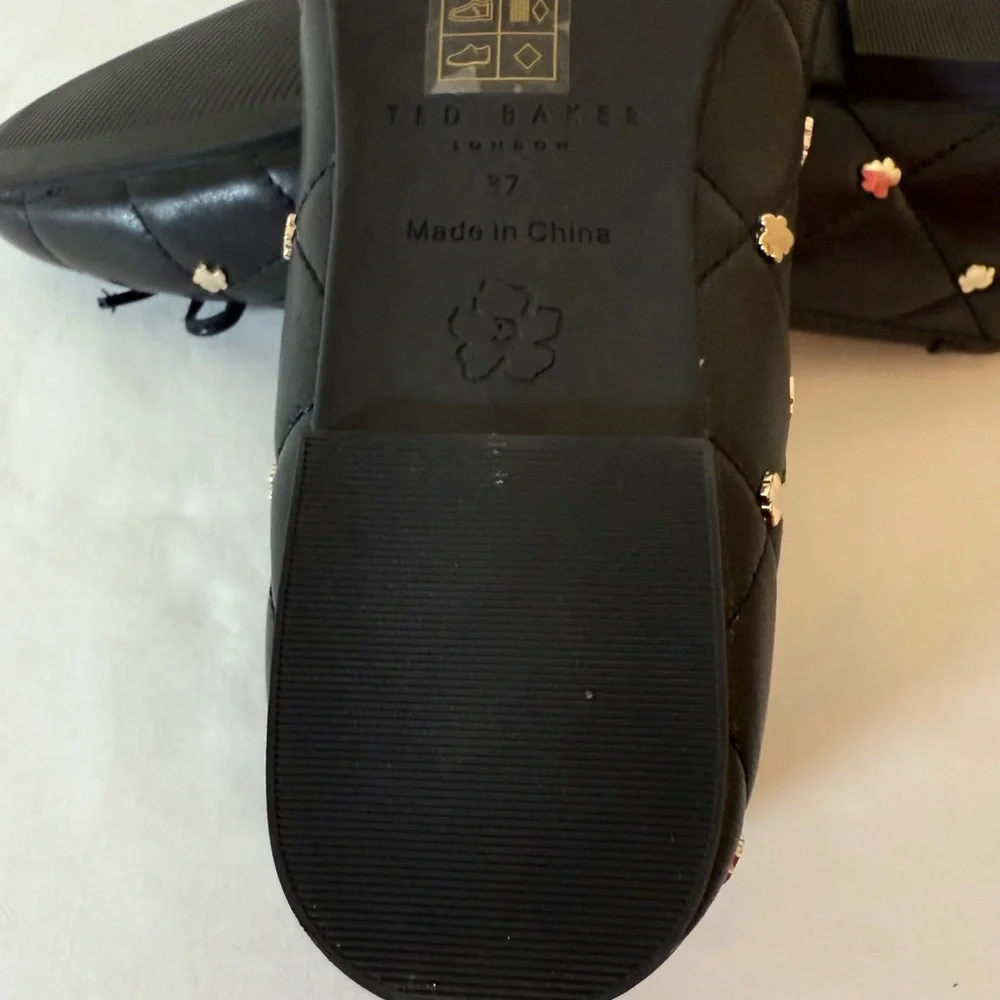 Ted Baker Libban Black Quilted Gold Magnolia Ballerina Flats Size 37 7 SKU 0024 - Picture 11 of 13